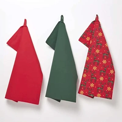 Abbildung von Homescapes 3er Set Weihnachts Geschirrtücher Rentier rot grün, 3 Küchentücher aus 100% Baumwolle, saugfähige Geschirrhandtücher mit Deko