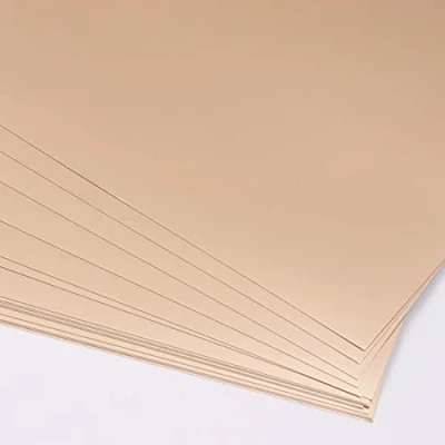 Abbildung von Craftelier Packung mit 15 Metallic Folien Kartons, ideal für Kartenherstellung, Scrapbooking und Bastelprojekte, Gewicht: 250 g/m², Größe: 30,48 x cm, Rotgold