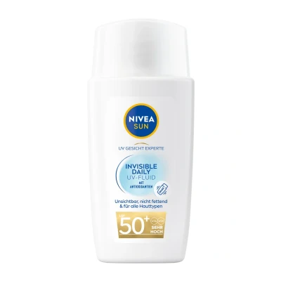 Abbildung von NIVEA SUN Sonnenschutz Fluid LSF 50+, nicht fettende Sonnencreme mit Antioxidantien, ultraleichtes unsichtbarem Finish, UV Gesicht Experte Invisible Daily 50+ (40ml)