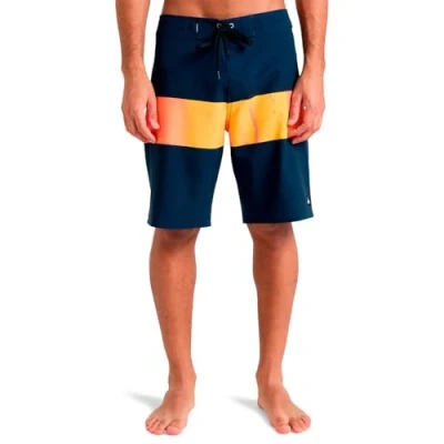 Abbildung von Quiksilver Board Badeshorts, Herren, Größe: 32, Mkz