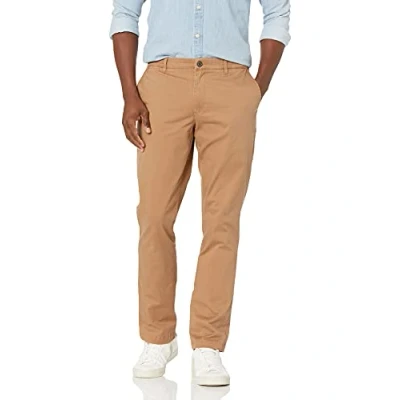 Abbildung von Amazon Essentials Herren Chinohose, Komfortabler, Gewaschener Stretch, Sportlich Geschnitten (Früher Goodthreads), Khakibraun, 35W / 32L