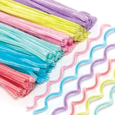 Abbildung von Baker Ross AX696 Pastell Pfeifenputzer zum Basteln 120 Stück, Pfeifenreiniger für Erwachsene und Kinder