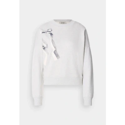 Abbildung von Scotch &amp; Soda Damen Chest Artwork Fitted Sweatshirt, Hellgrau Melange U051, L