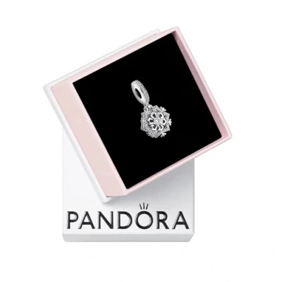 Abbildung von Pandora Sparkling Snowflake Double Dangle Charm, Damen, Größe: One Size, Sterling silver