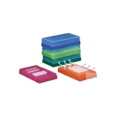 Abbildung von neoLab Polypropylen Combi Rack mit Deckel für PCR Tubes und Reaktionsgefäße, Orange, 210mm x 115mm 78mm