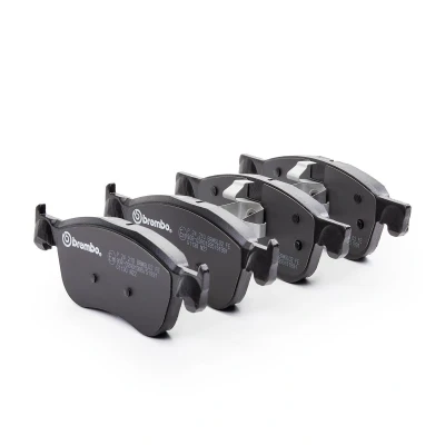 Abbildung von BREMBO P 24 210 Bremsbelagsatz exkl. Verschleißwarnkontakt mit Kolbenclip ohne Zubehör FORD: FIESTA Mk7 Kastenwagen, 7 kfzteile, kfzteile24,