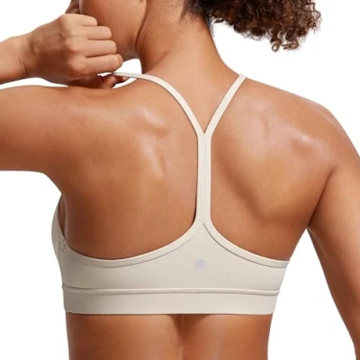 Abbildung von CRZ Yoga Damen Butterluxe Racerback Sport BH Gepolstert Ohne Bügel Y Rücken Sommer Atmungsaktiv Spaghetti Top Mojave Braun L
