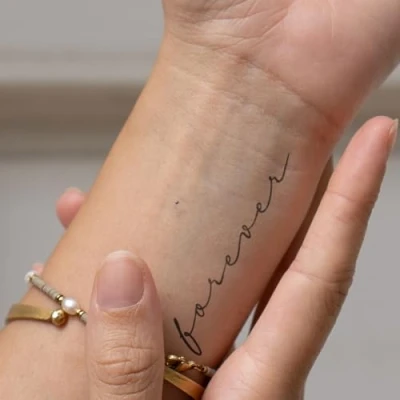 Abbildung von Inkster Tattoo forever vegane &amp; wasserfeste Temporäre Tattoos für Erwachsene EU Kosmetikzertifizierte Farbe revolutionäres 2 Wochen Premium Klebetattoos