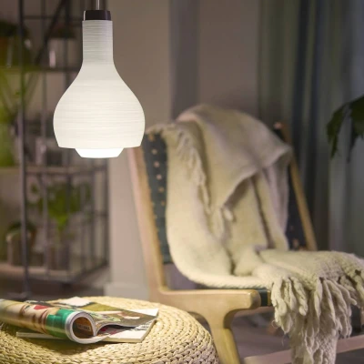 Abbildung von Philips LED Classic ultraeffiziente E27 Lampe, mit Energieeffizienzklasse A in Globe Form, ersetzt 60W, klar, neutralweiß