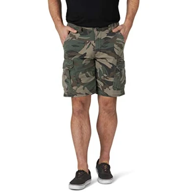 Abbildung von Wrangler Authentics Herren Classic Cargo Stretch Short Cargos, Grün, Camouflage, 46
