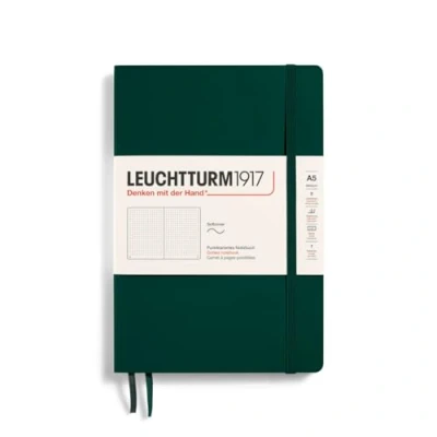 Abbildung von LEUCHTTURM1917 367269 Notizbuch Medium (A5), Softcover, 123 nummerierte Seiten, Forest Green, dotted