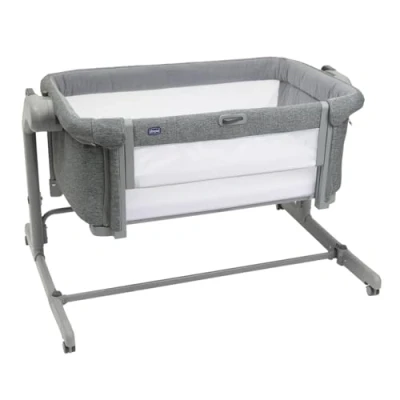 Abbildung von Chicco Next2Me Magic Evo, Beistellbett für Babys, mit Schaukelmodus, Kippfunktion, aufklappbarem Seitenteil, verstellbarer Höhe, 4 Rädern, inkl. Matratze und Reisetasche, Dunkelgrau