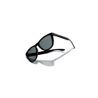 Abbildung von Hawkers One RAW Sonnenbrille, Größe: Size, Black