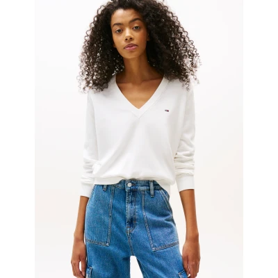 Abbildung von Tommy Jeans V Ausschnitt Pullover &quot;TJW ESSENTIAL VNECK SWEATER EXT&quot;, mit Logostickerei