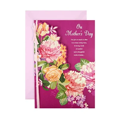 Abbildung von Hallmark Muttertagskarte klassisches gestanztes Blumendesign