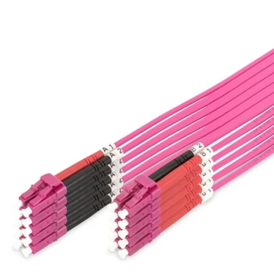 Abbildung von DIGITUS DK 2533 03 4 Glasfaserkabel OM4 5 Stück 3 m LC zu Duplex LWL Kabel 1 / 10 40 100 Gbit/s MM Multimode Glasfaser LAN Fasertyp: 50/125 µ Violett (Violet)