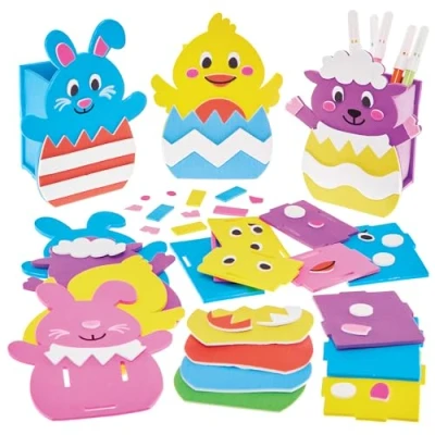 Abbildung von Baker Ross FX968 Oster Stifte Halter Bastelsets Packung mit 4, Schaumbastelsets für Kinder