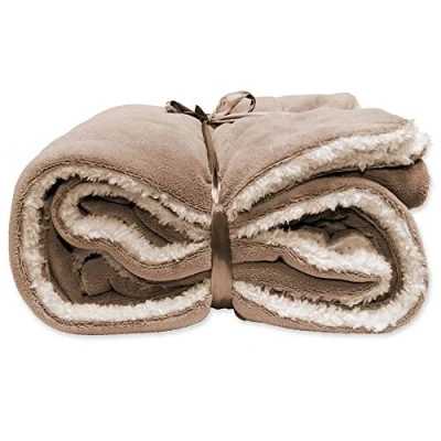 Abbildung von Decke Lars Coral Fleece/Suede 150 x 200 cm Farbe Warm Taupe