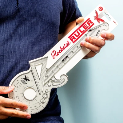 Abbildung von Suck UK Rockstar Lineal 15 cm Lineal, Winkelmesser &amp; 60 Geometrie Set Transparentes bruchsicheres Mathematik Klares Kunststofflineal Musikschreibwaren