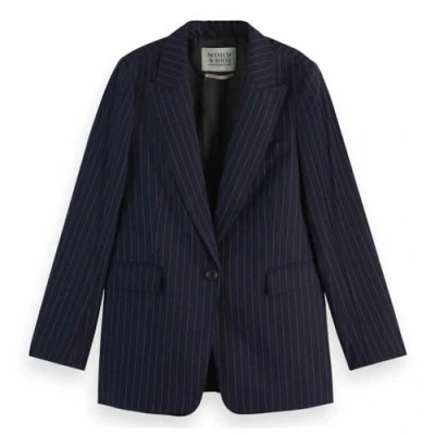 Abbildung von Scotch &amp; Soda Women&#039;s Core Sb Fitted Blazer Jacket, Night Blue Pinstripe 7439, XS