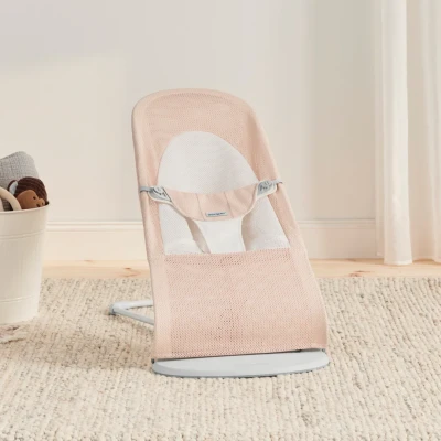 Abbildung von BabyBjörn Balance Soft Babywippe Mesh, Perlmuttrosa/Weiß