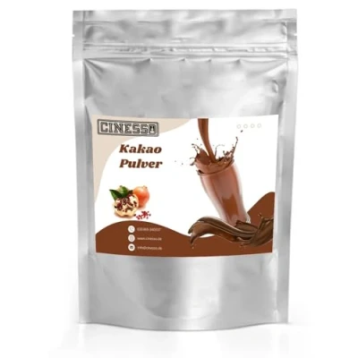 Abbildung von Cinesso Kakao Trinkschokolade Kakaopulver, Schokoladengetränk, Schokoladenaromen, mit natürlichen Aromen, schnelle und einfache Zubereitung, für Feierlichkeiten (500 g, Granatapfel)