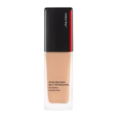 Abbildung von Shiseido Synchro Skin Self Refreshing Liquid Foundation 310 Silk 30 ml