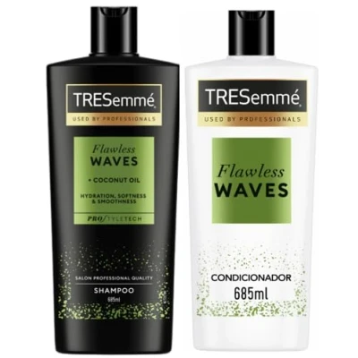 Abbildung von Tresemme Flawless Waves Pro Kollektion Shampoo und Conditioner Set 2 x 685 ml
