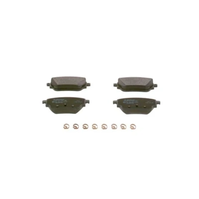 Abbildung von BOSCH 0 986 424 889 Bremsbelagsatz Low Metallic mit Anti Quietsch Blech, Montageanleitung Feder MERCEDES BENZ: B Klasse, A CLA Coupe
