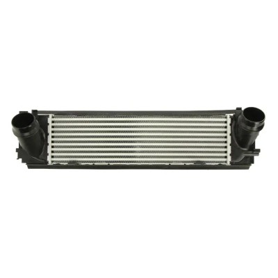 Abbildung von VALEO 818260 Ladeluftkühler BMW: 1 Schrägheck, 3 Touring, Limousine