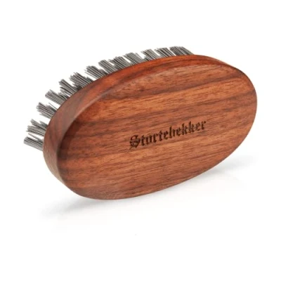Abbildung von Störtebekker® Premium Bartbürste Made in Germany Entwirrt den Bart und bringt ihn Form Beugt Juckreiz vor Nachhaltige BioniFil Borsten Nussbaumholz Beard Brush