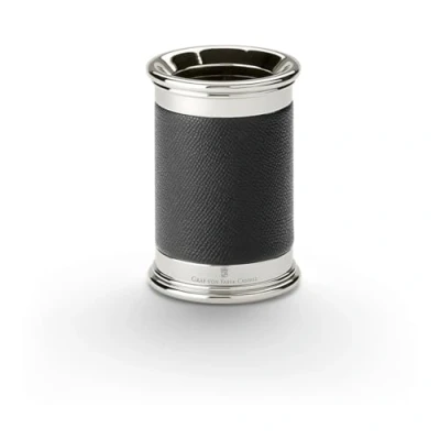 Abbildung von FABER CASTELL 118520 Stiftehalter Epsom Schwarz, rund, aus platinierten Metallteilen ummantelt mit Leder