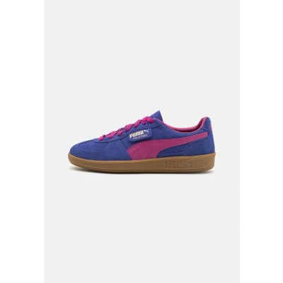 Abbildung von Puma Palermo Unisex Sneaker low, Größe: 39, Lapis lazuli/magenta gleam/gum Veloursleder