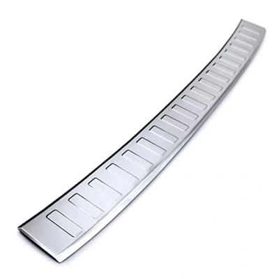 Abbildung von tuning art BL946 Ladekantenschutz mit Abkantung passend für VW Golf 7 Variant 2017 2021, Farbe:Silber