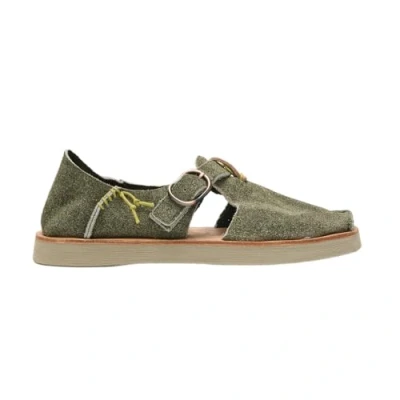 Abbildung von Satorisan Benirras Microperforated Sandalen Herren und Damen Flache Leder Farbe Celery Größe 36