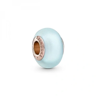 Abbildung von Pandora Bead Charm Mattblaues Murano Glas 789420C00 rosé