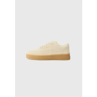 Abbildung von Tommy Hilfiger Plateausneaker &quot;MODERN COURT SNEAKER SUEDE&quot;, Freizeitschuh, Halbschuh, Schnürer mit weich gepolstertem Schaftrand