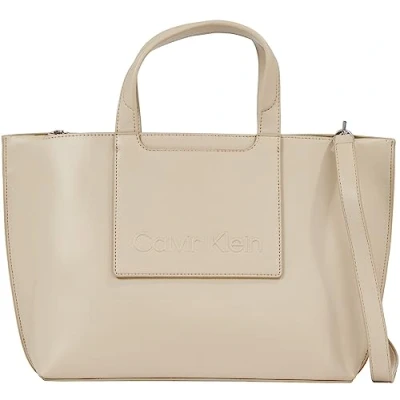 Abbildung von Calvin Klein TOTE Medium Handtasche, Damen, Größe: One Size, Doeskin