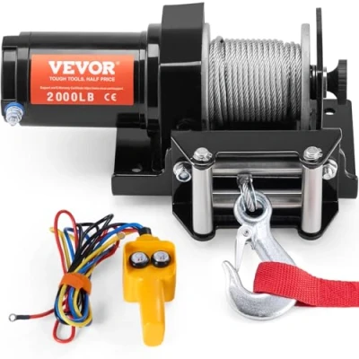 Abbildung von VEVOR Elektrische Seilwinde, 907 kg Seilzugkapazität, 12 V DC ATV/UTV Winde mit Φ0,4 x 1188,7 cm 7 Strang Stahlkabelrolle, Kabelfernbedienung, IP55 wasserdicht zum Abschleppen von UTV ATV im Gelände