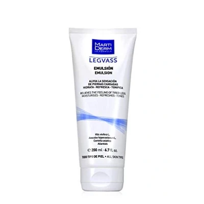 Abbildung von MARTIDERM Feuchtigkeitsspendende und verjüngende Masken, 400 ml