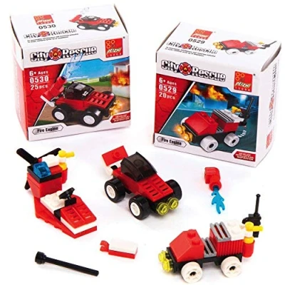 Abbildung von Baker Ross AX380 Feuerwehr Bauklötzchen Bastelset für Kinder 4 Stück, Lustiges Spielzeug zur Winterzeit perfekte Party, Beute, Preis oder Korbfüller