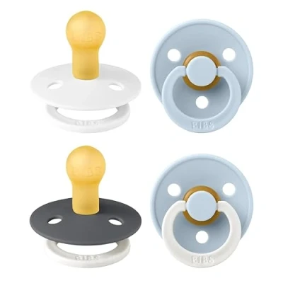 Abbildung von BIBS Colour Schnuller 4er Pack, BPA frei. 2 stück im Dunkeln Leuchtende, Kirschform Nippel. Naturkautschuk/Latex, Hergestellt in Dänemark. 0 6 Monate (4er Pack), White Glow Mix