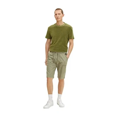 Abbildung von TOM TAILOR Herren Bermuda Shorts 1030024, 10905 Tree Moss Green, 36