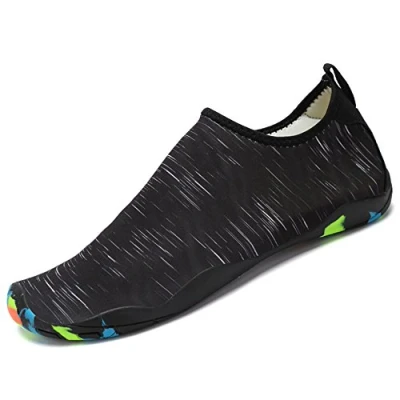 Abbildung von SAGUARO Badeschuhe Strandschuhe Aquaschuhe Wasserschuhe Surfschuhe Schwimmschuhe für Damen Herren Kinder, Schwarz 4, 36 EU