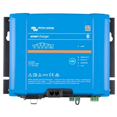 Abbildung von Victron Energy Smart IP43 12 Volt 50 Amp 230V, 3 Output Batterie Ladegerät, Bluetooth