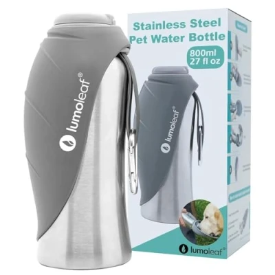 Abbildung von LumoLeaf Hundetrinkflasche für unterwegs, 800ml Edelstahl Trinkflasche Hund, Tragbare Haustier Wasserflasche, Hunde Wasserspender Reise Zubehör Wandern und Campen (Grau)