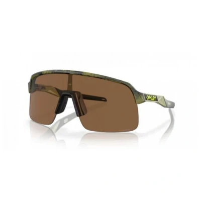Abbildung von Oakley Sutro LITE Sonnenbrille, Größe: One Size, Braun