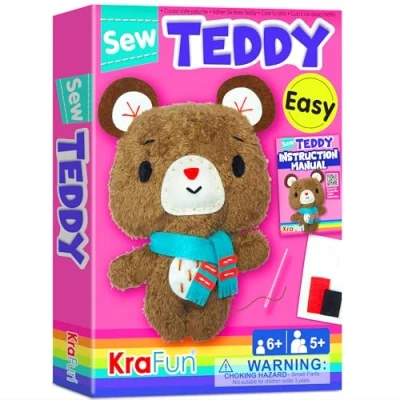 Abbildung von KRAFUN Teddybär Tier Nähset für Kinder, Anfänger, My First Art &amp; Craft, enthält Teddypuppe, gefüllte Puppe, Anleitung und Plüschfilzmaterialien zum Nähen lernen, Sticken
