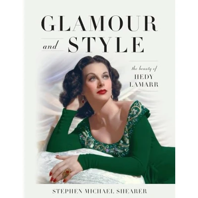 Abbildung von Glamour and Style: The Beauty of Hedy Lamarr