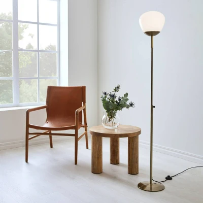 Abbildung von Stehleuchte Rise, messing antik, Eisen, Glas, Höhe 150 cm